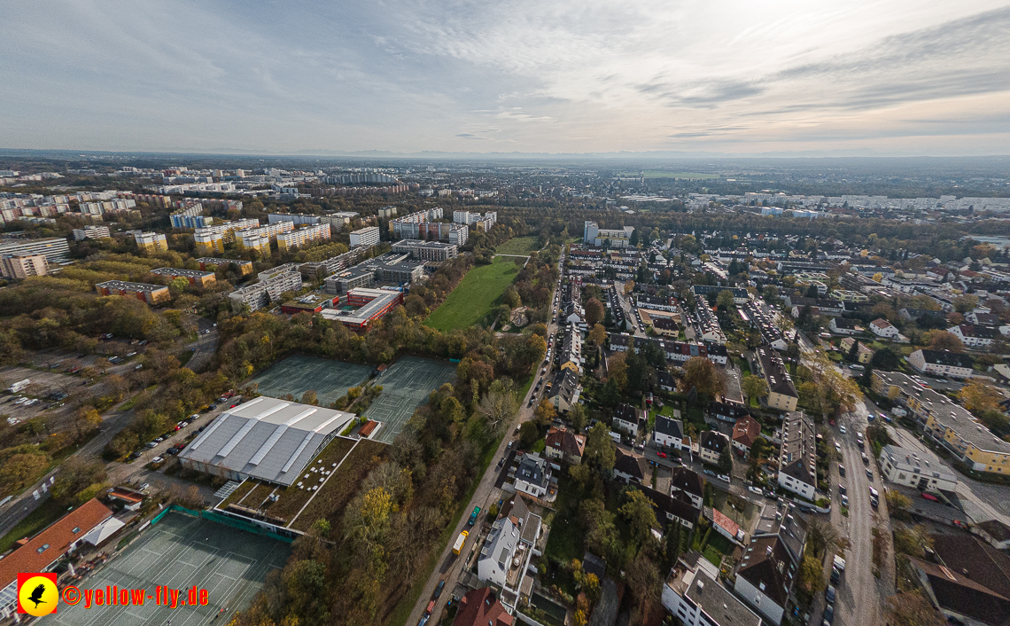 03.11.2022 -  Ostparksee mit Umgebung in Neuperlach